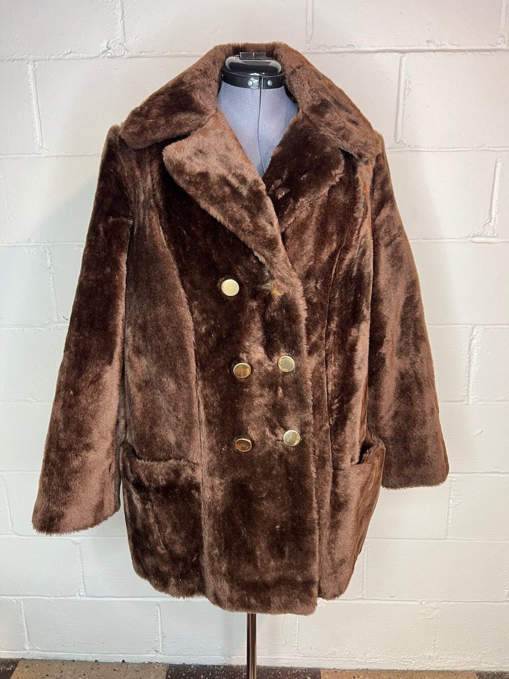 Faux fir coat brown double breasted 1970s